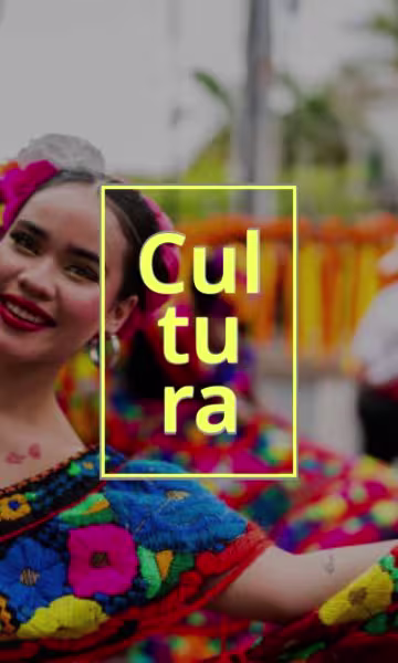 Bailarina con traje tipico